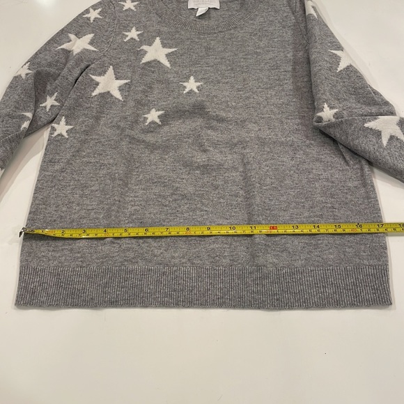 The White Company gray wool & cashmere sweater with white stars, US size 2 - Picture 7 of 7